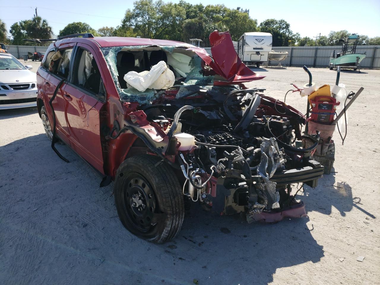 DODGE JOURNEY SE 2020 with VIN 3C4PDCAB5LT269221 - Photo from auction