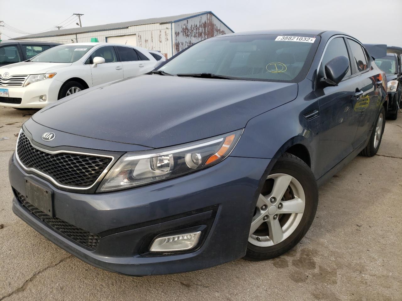 Photo 2 from auction – 2015 KIA OPTIMA LX with VIN KNAGM4A77F5579602