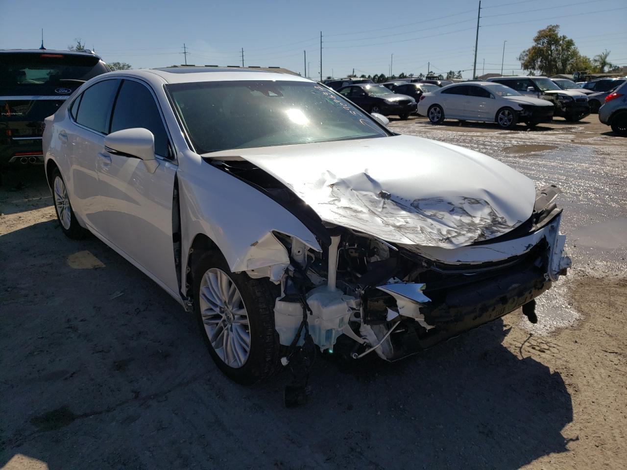 LEXUS ES 350 2016 with VIN 58ABK1GGXGU017715 - Photo from auction
