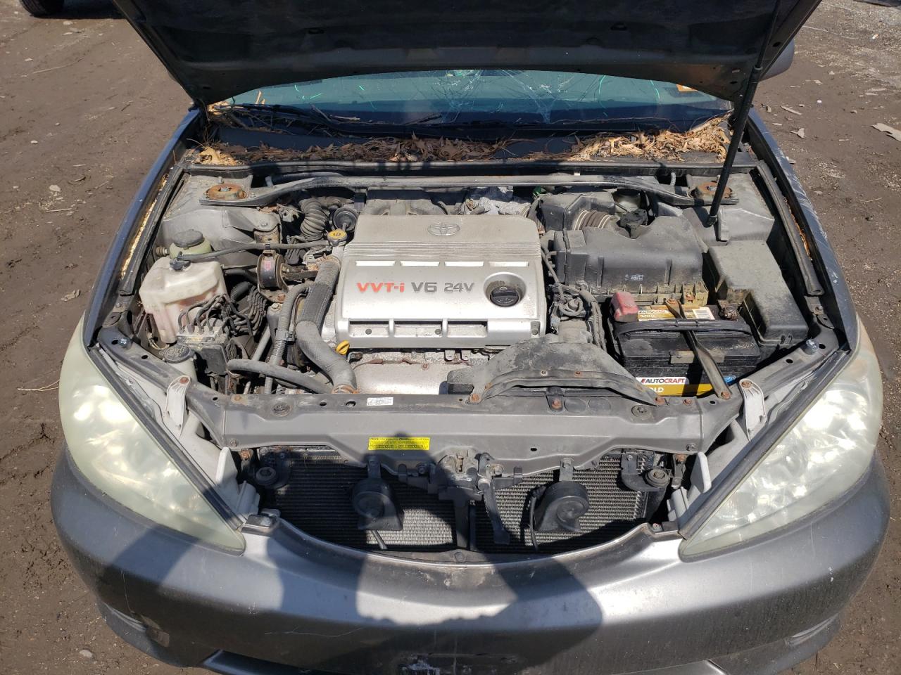 Photo 7 from auction – 2005 TOYOTA CAMRY LE with VIN 4T1BF32K35U591055