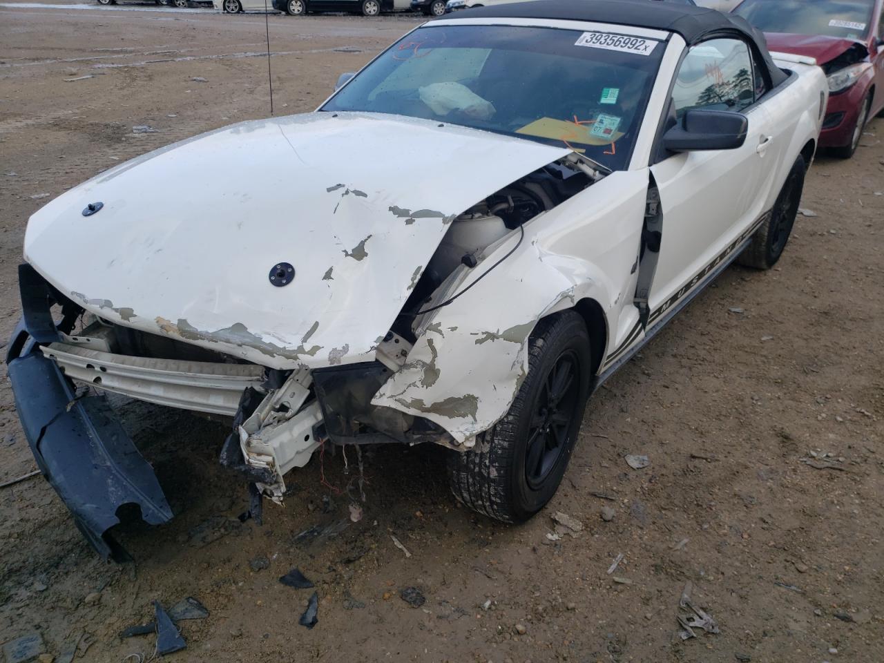 Photo 2 from auction – 2007 FORD 110S with VIN 1ZVFT84NX75293695