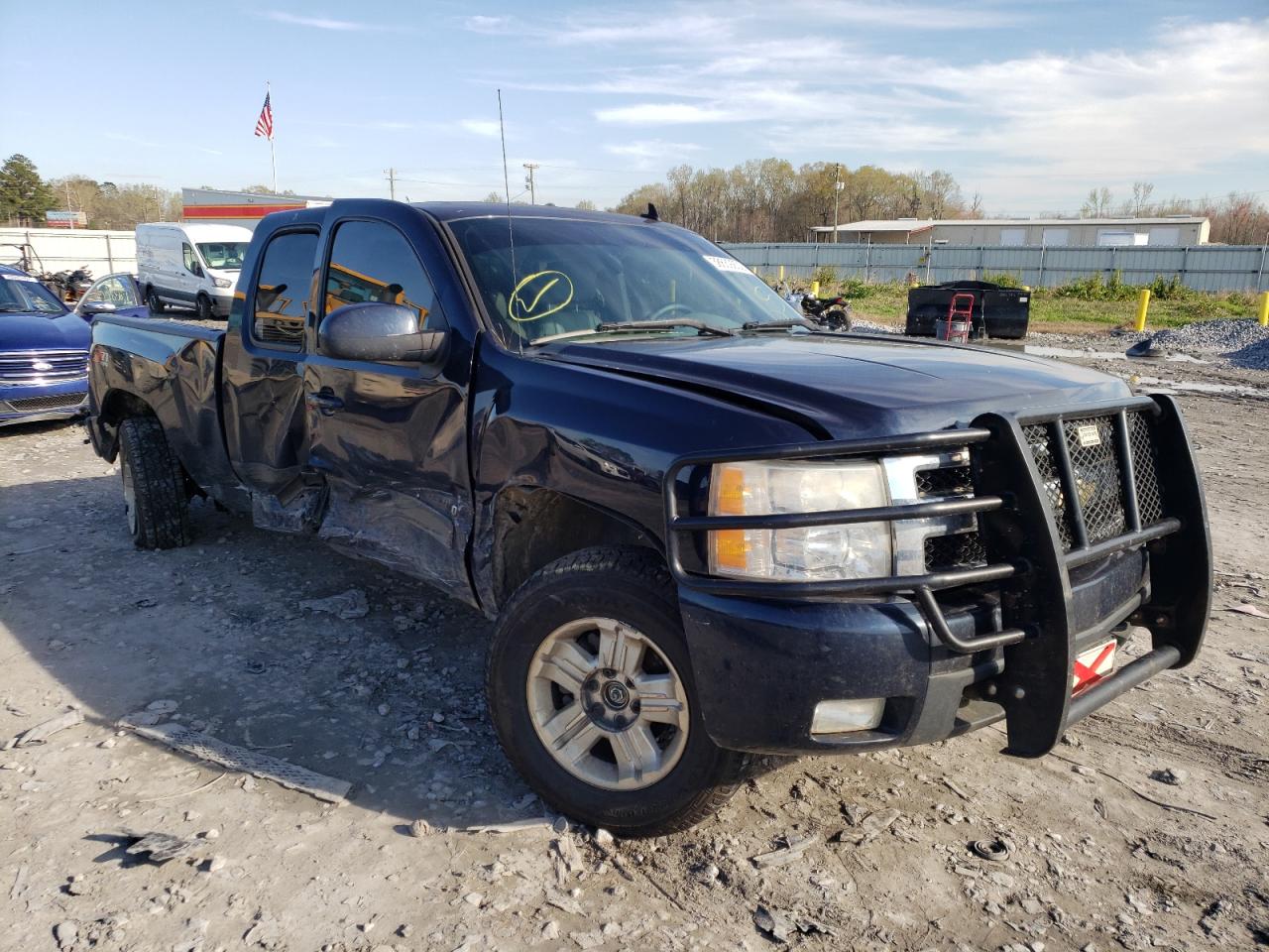 CHEVROLET SILVERADO 2007 with VIN 1GCEK19J37Z615875 - Photo from auction