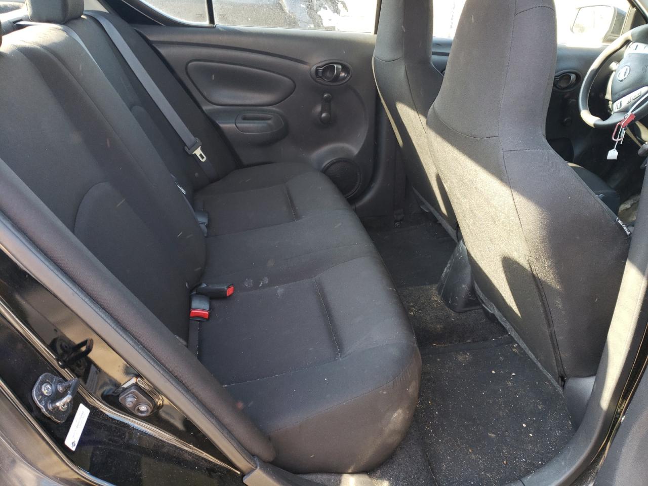 Photo 6 from auction – 2016 NISSAN VERSA S with VIN 3N1CN7AP2GL850554