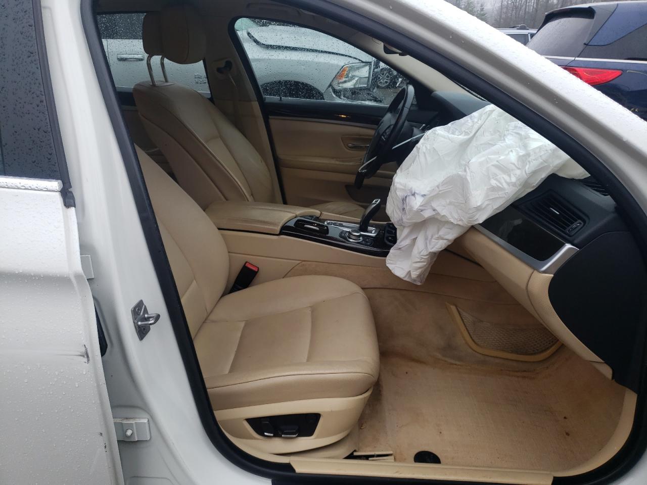 Photo 5 from auction – 2011 BMW 528 I with VIN WBAFR1C59BC743509