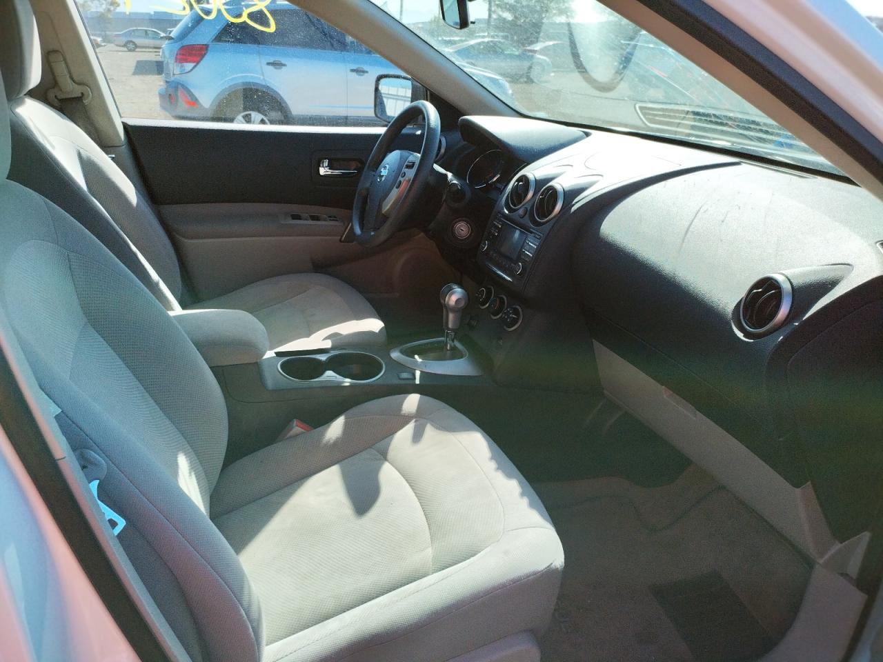 Photo 5 from auction – 2012 NISSAN ROGUE S with VIN JN8AS5MT4CW298753