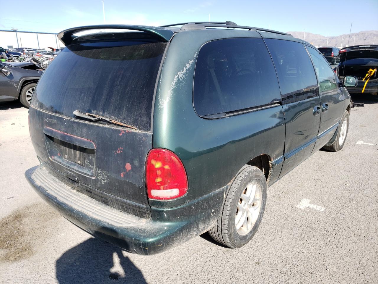 Photo 4 from auction – 1999 DODGE GRAND CARA with VIN 2B4GP44G1XR262602