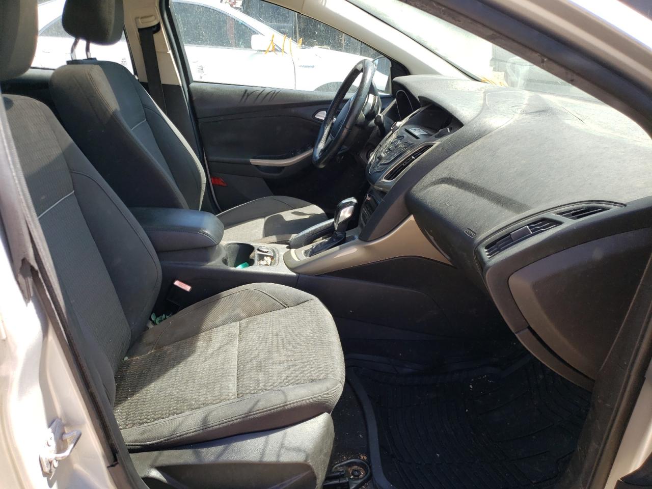 صورة رقم 5 من المزاد - 2012 FORD FOCUS SEL مع VIN 1FAHP3H20CL349982