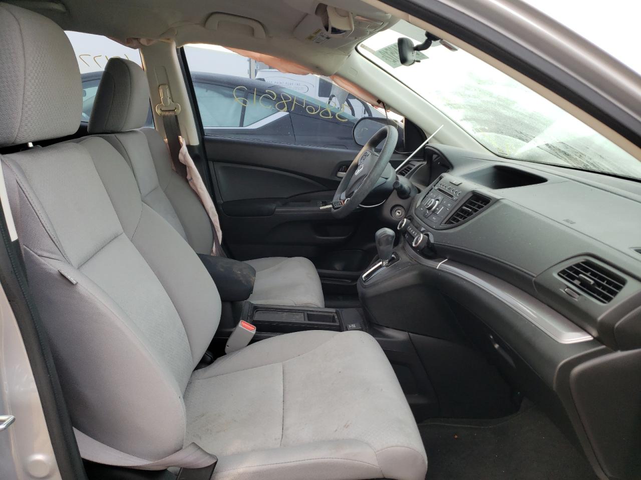 Photo 5 from auction – 2015 HONDA CR-V LX with VIN 5J6RM4H31FL069329