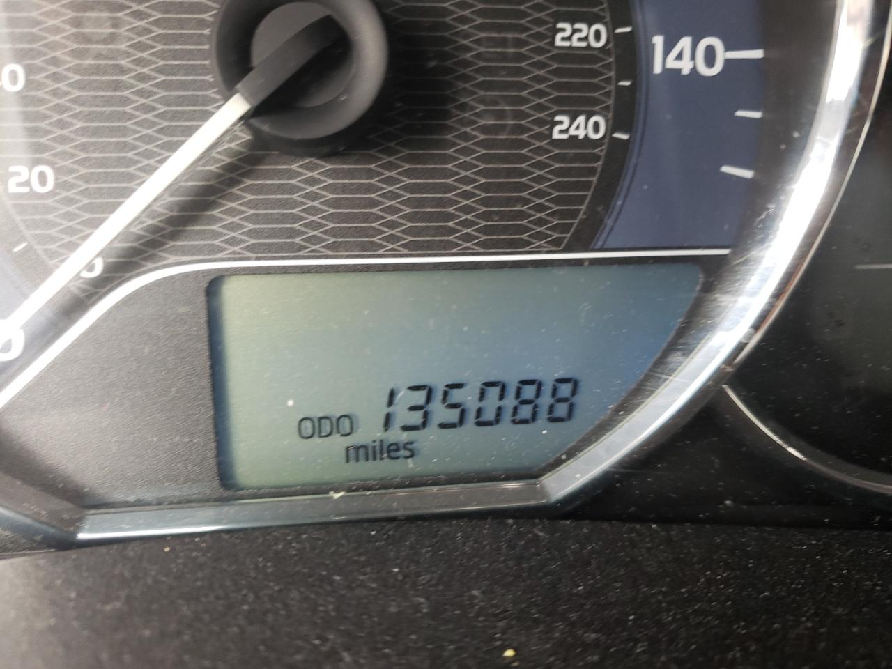 Photo 8 from auction – 2015 TOYOTA COROLLA L with VIN 2T1BURHE4FC340008