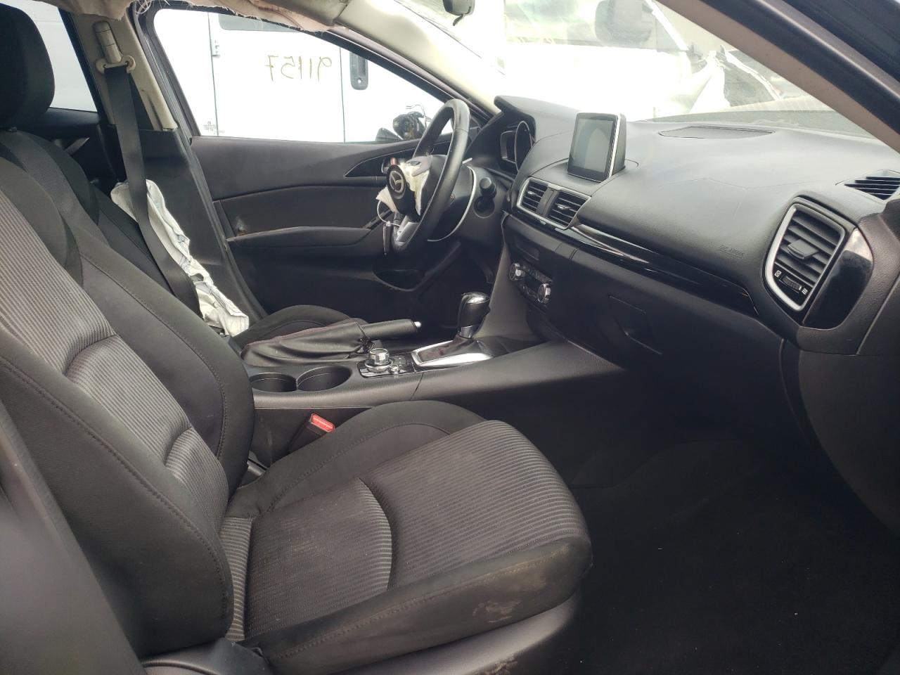 Photo 5 from auction – 2014 MAZDA 3 TOURING with VIN JM1BM1V75E1108608
