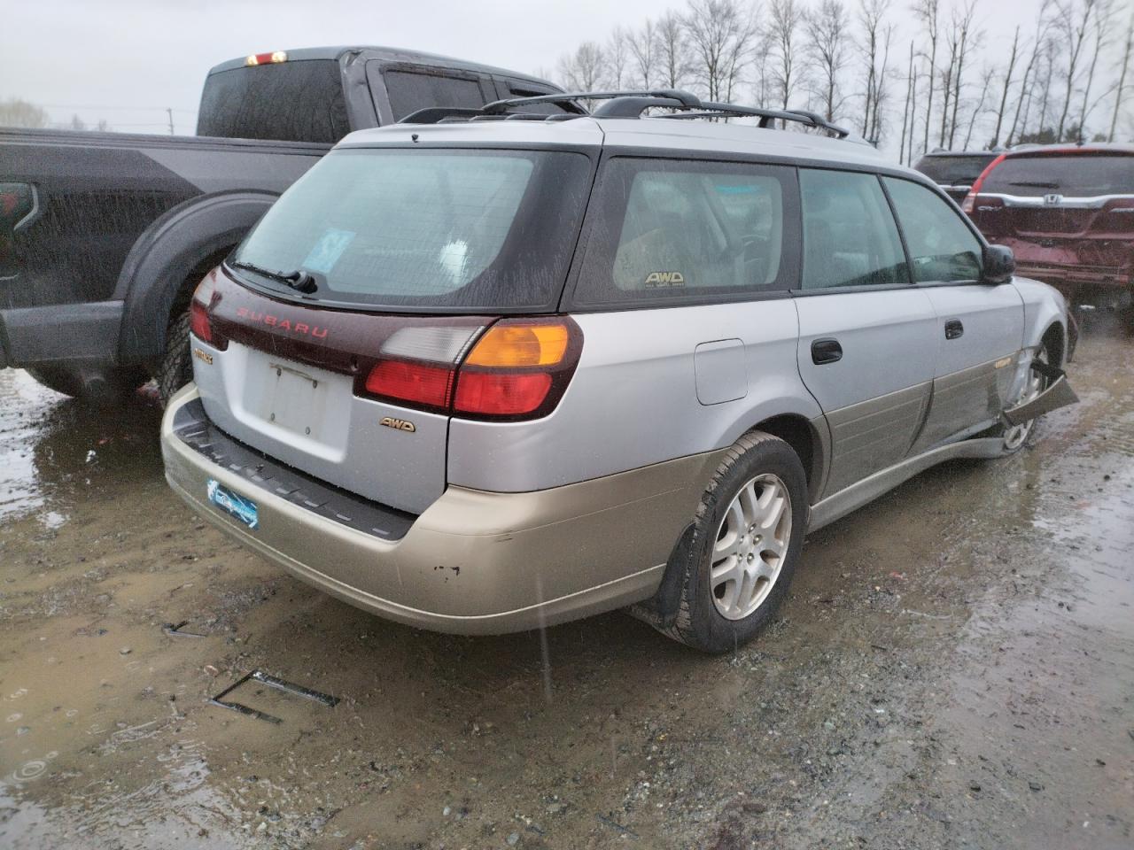 Photo 4 from auction – 2003 SUBARU LEGACY OUT with VIN 4S3BH675337616955