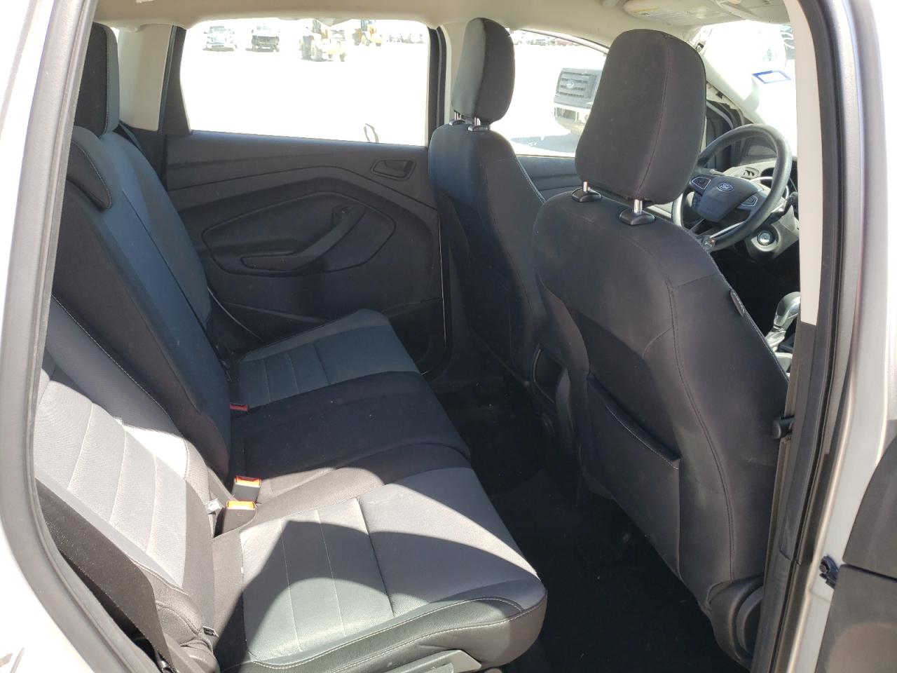 Photo 6 from auction – 2018 FORD ESCAPE S with VIN 1FMCU0F73JUA22229