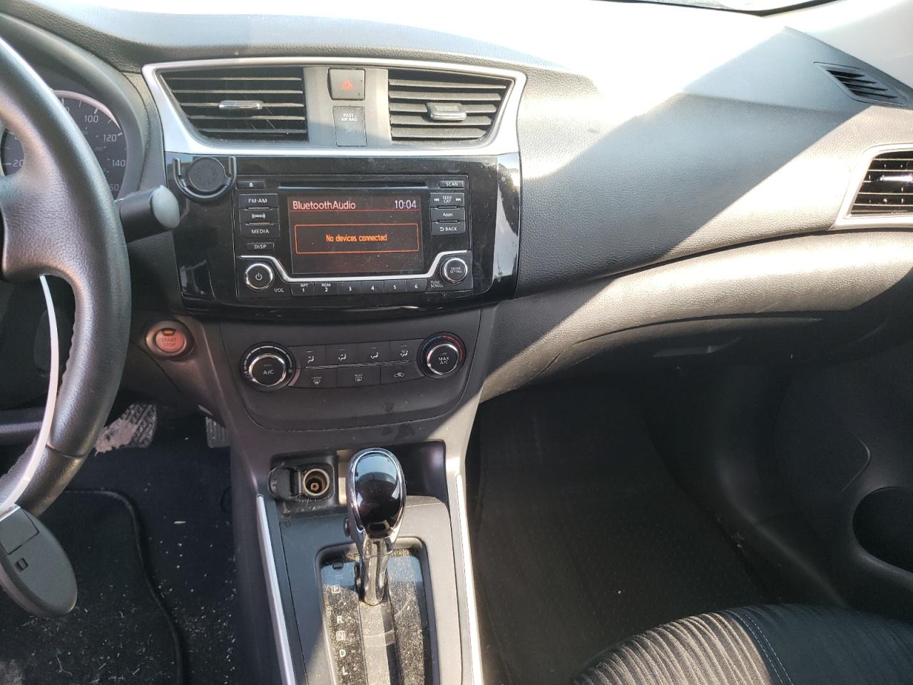 Photo 9 from auction – 2016 NISSAN SENTRA S with VIN 3N1AB7AP5GL662417