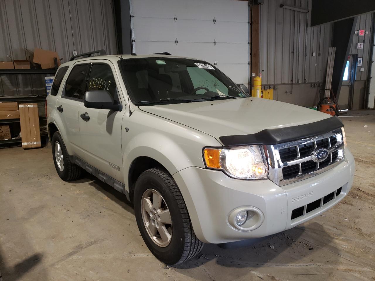 Photo 1 from auction – 2008 FORD ESCAPE XLT with VIN 1FMCU93158KE38454