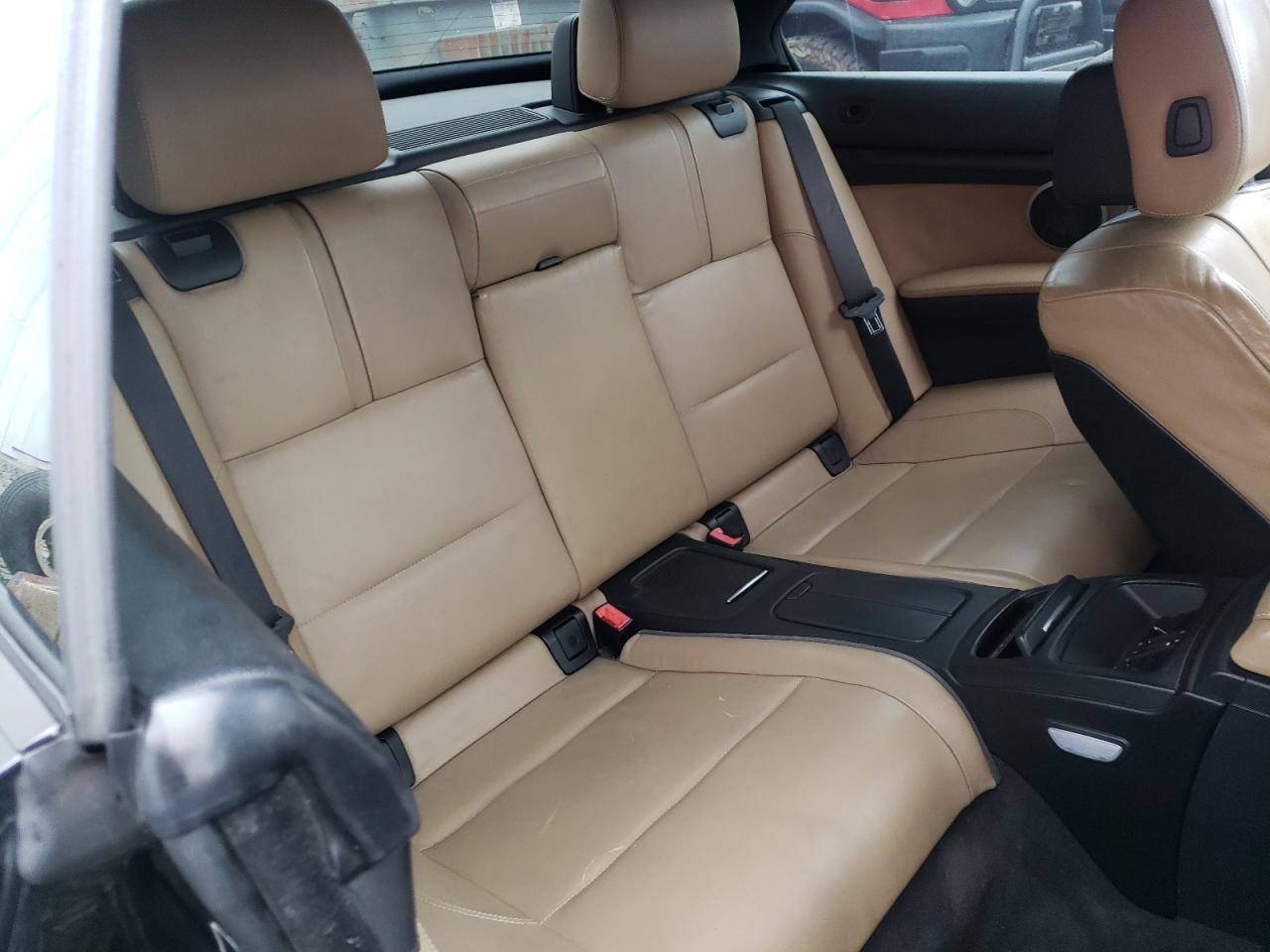 Photo 6 from auction – 2011 BMW M3 with VIN WBSDX9C51BE784213