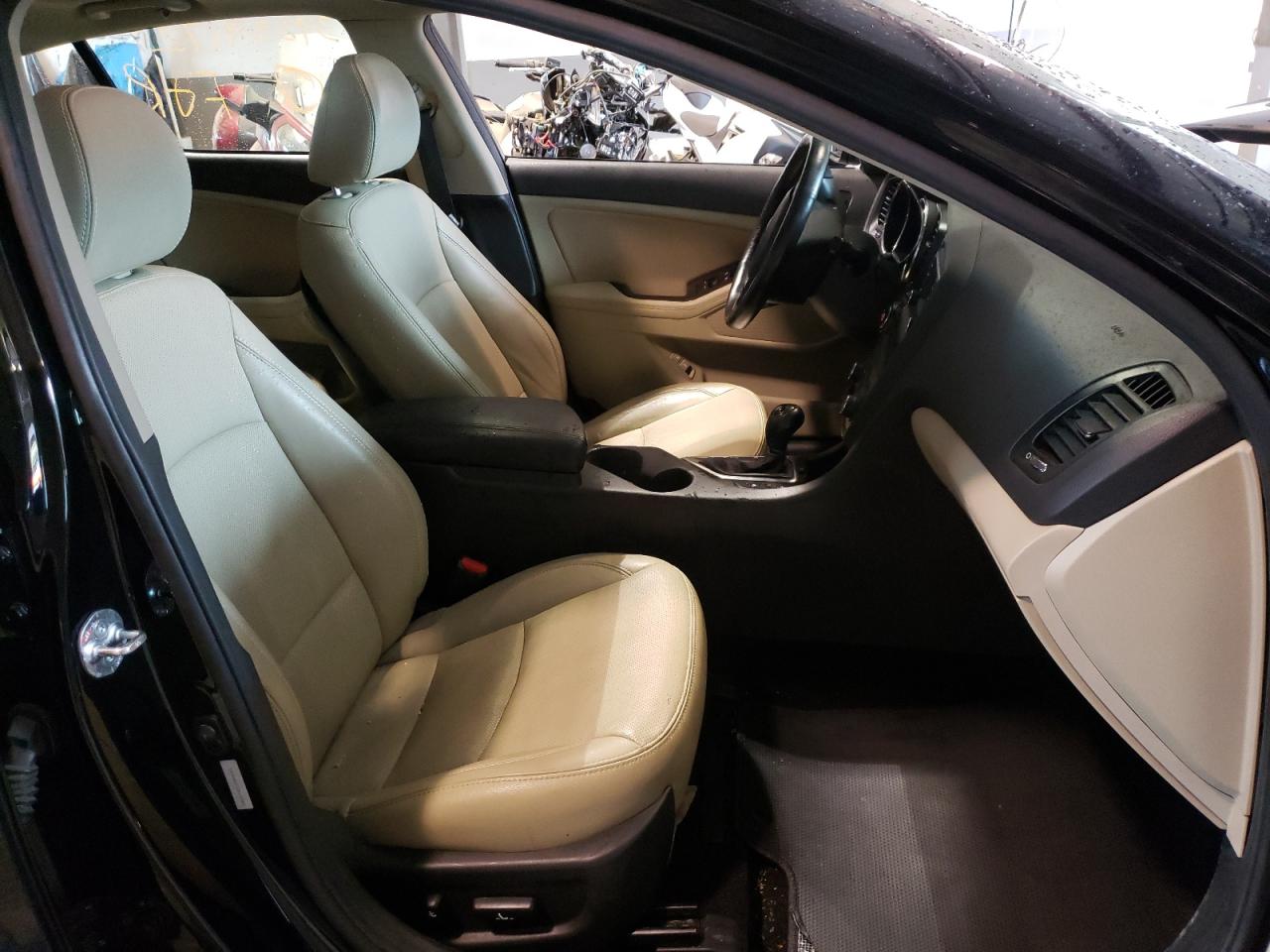 Photo 5 from auction – 2013 KIA OPTIMA EX with VIN 5XXGN4A71DG177583