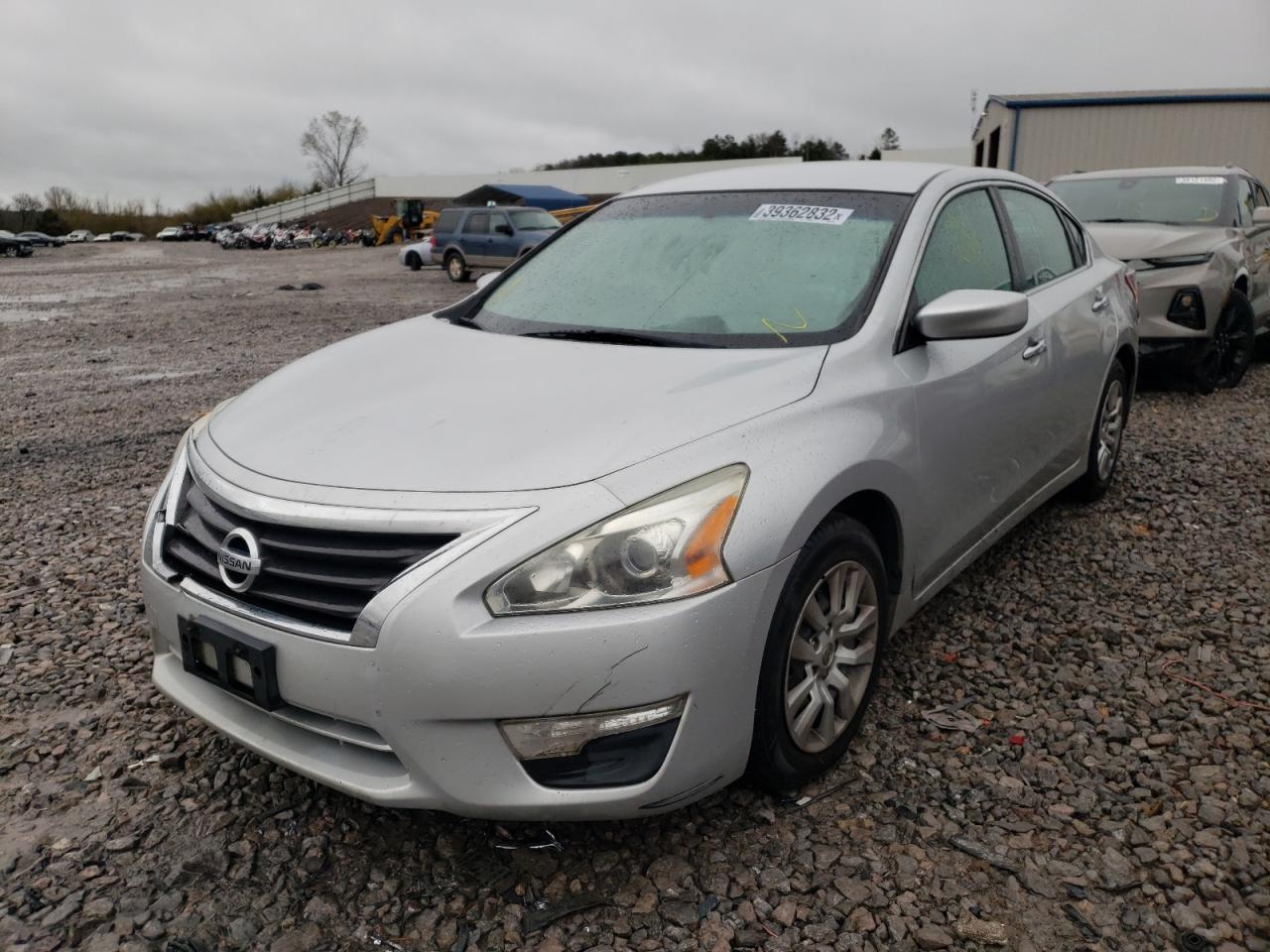 Photo 2 from auction – 2013 NISSAN ALTIMA with VIN 1N4AL3AP5DC156795