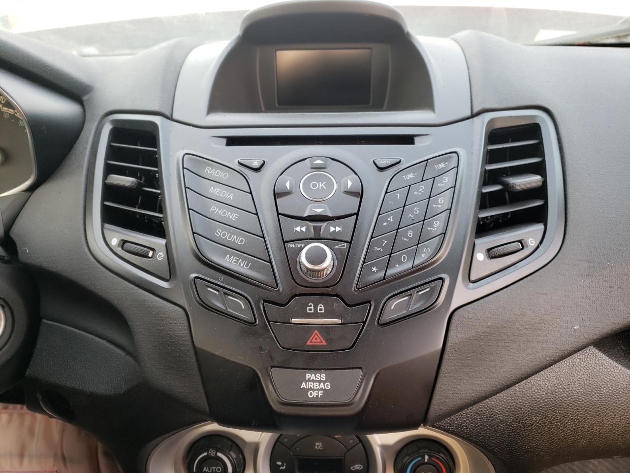 Photo 9 from auction – 2019 FORD FIESTA SE with VIN 3FADP4EJ4KM165500