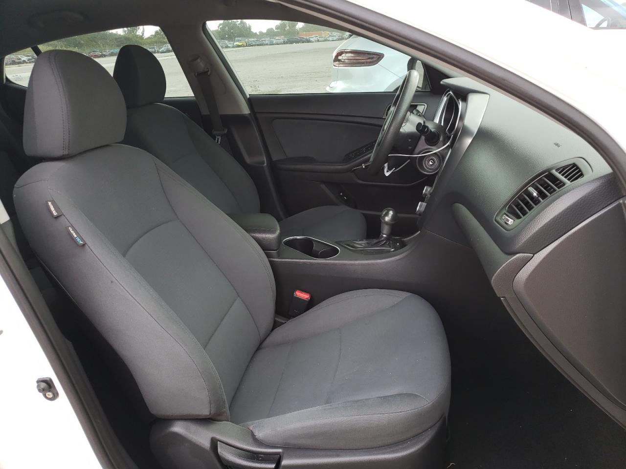 Photo 5 from auction – 2015 KIA OPTIMA LX with VIN KNAGM4A72F5572394