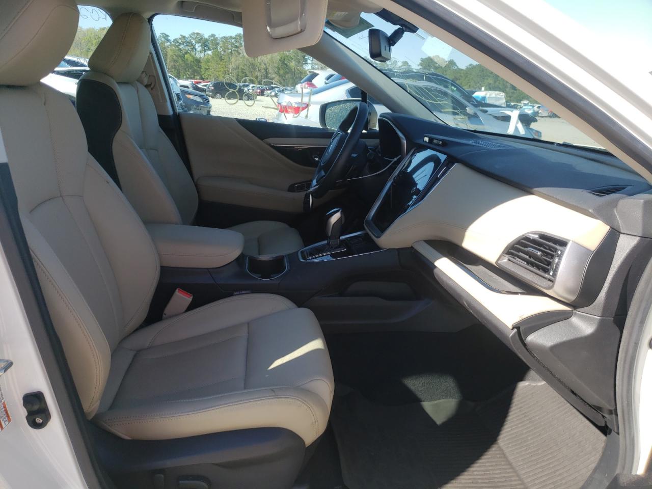 Photo 5 from auction – 2020 SUBARU LEGACY LIM with VIN 4S3BWAN66L3013221