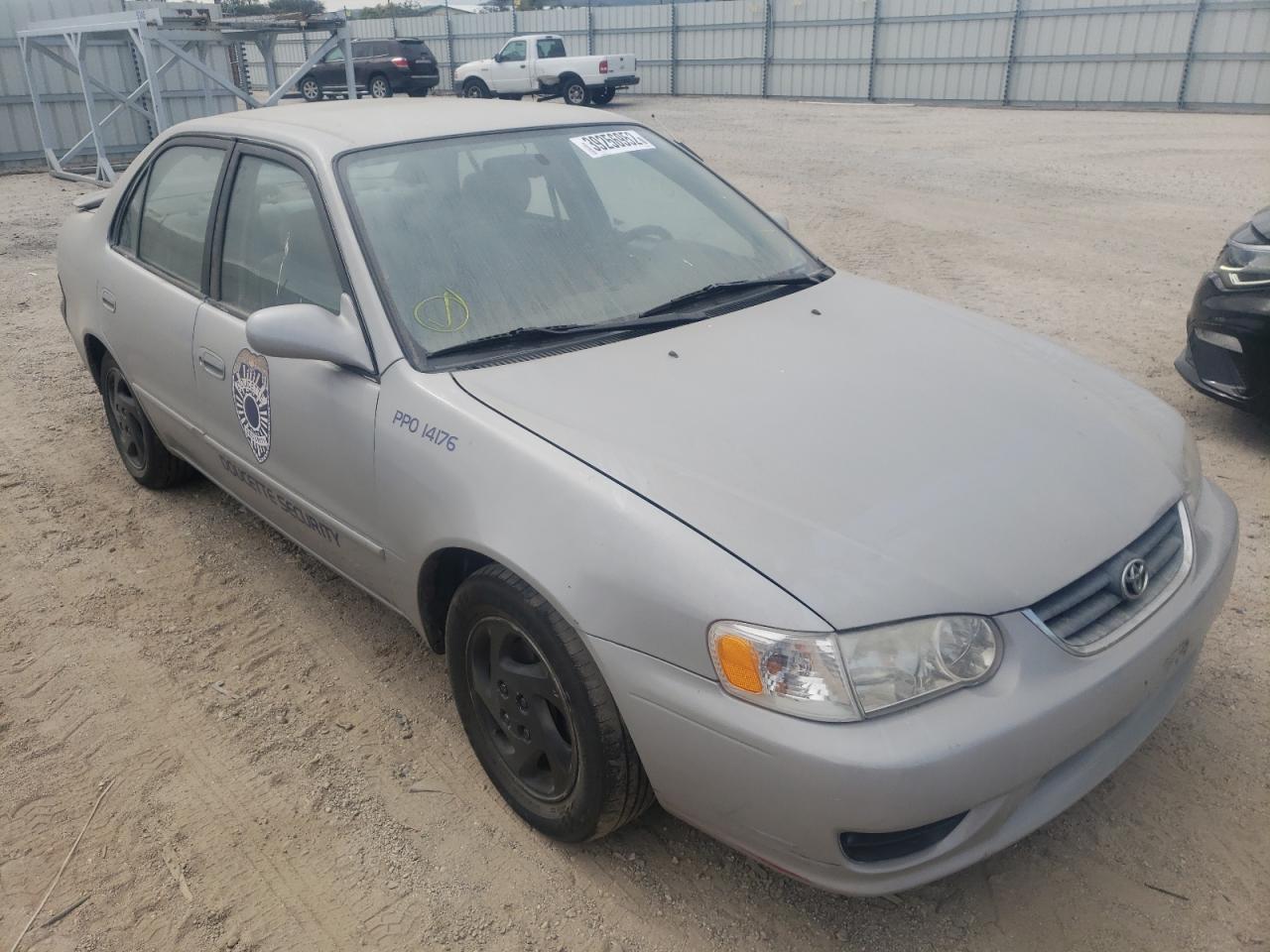 TOYOTA COROLLA CE 2002 z numerem VIN 1NXBR12E02Z612476 - Zdjęcie z aukcji
