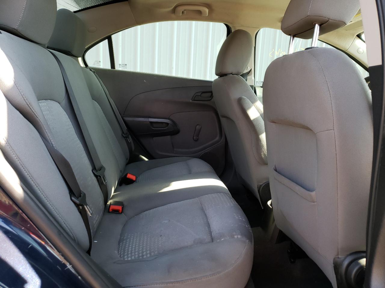 Photo 6 from auction – 2015 CHEVROLET SONIC LS with VIN 1G1JA5SH1F4125780