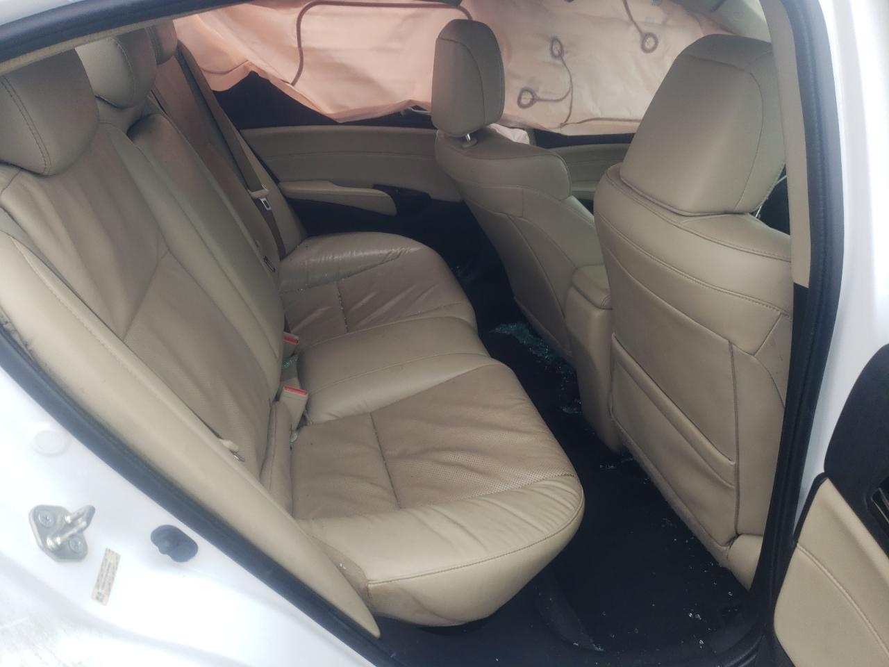 Photo 6 from auction – 2015 ACURA ILX 20 PRE with VIN 19VDE1F58FE009842