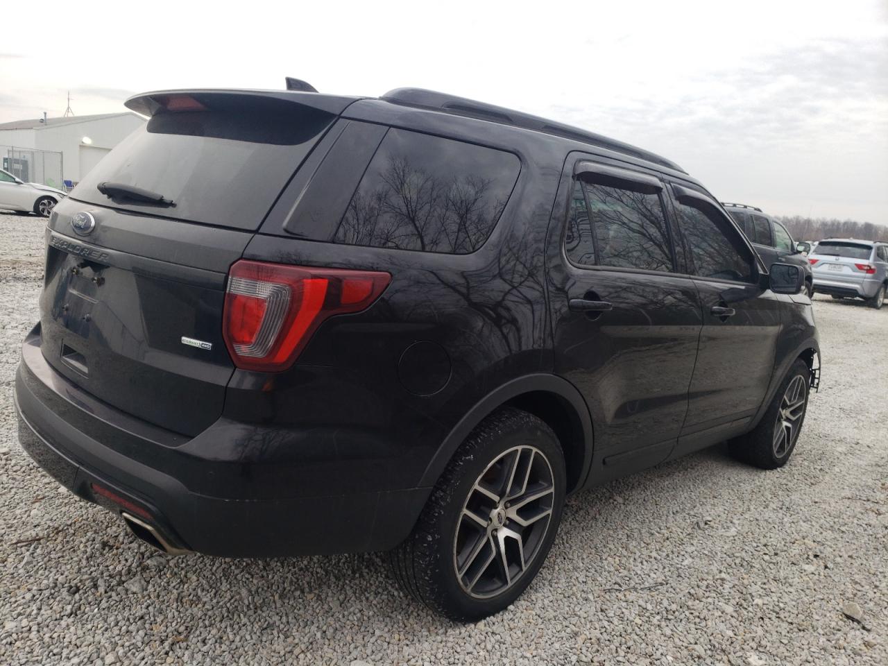 Photo 4 from auction – 2017 FORD EXPLORER S with VIN 1FM5K8GT2HGA02538