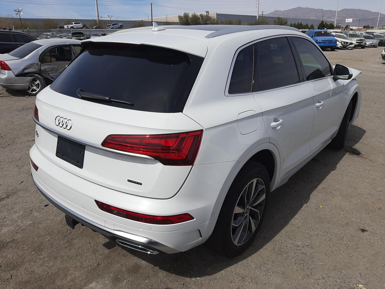 Photo 4 from auction – 2022 AUDI Q-5 with VIN WA1FAAFY2N2054237