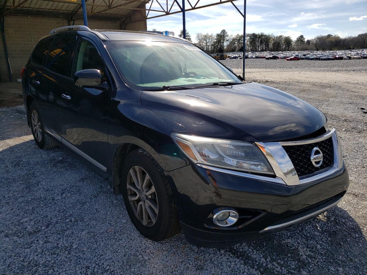 NISSAN PATHFINDER 2015 with VIN 5N1AR2MN4FC677809 - Photo from auction