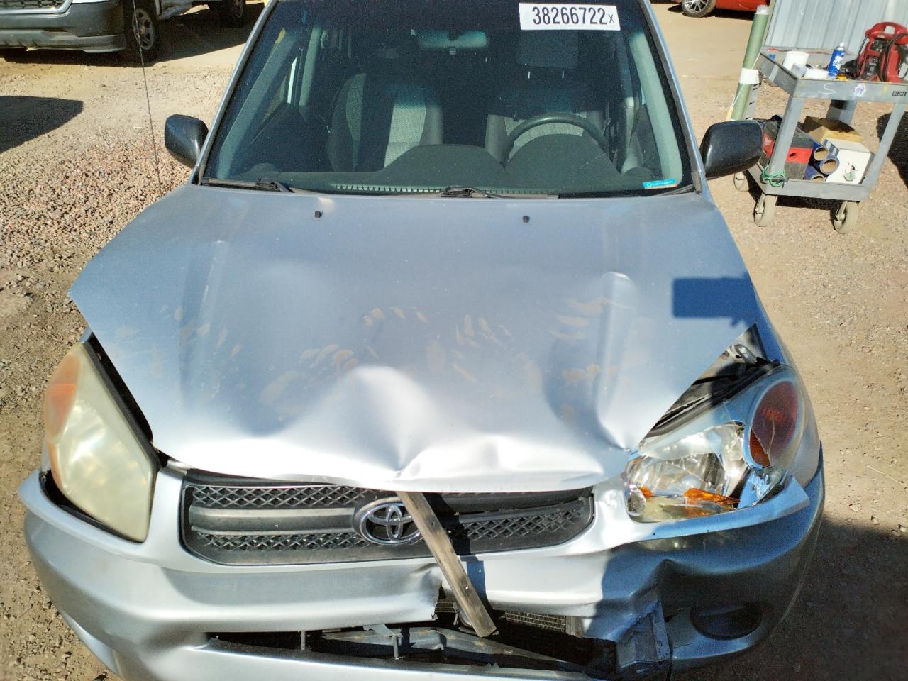 Photo 7 from auction – 2004 TOYOTA RAV4 with VIN JTEGD20V040011270