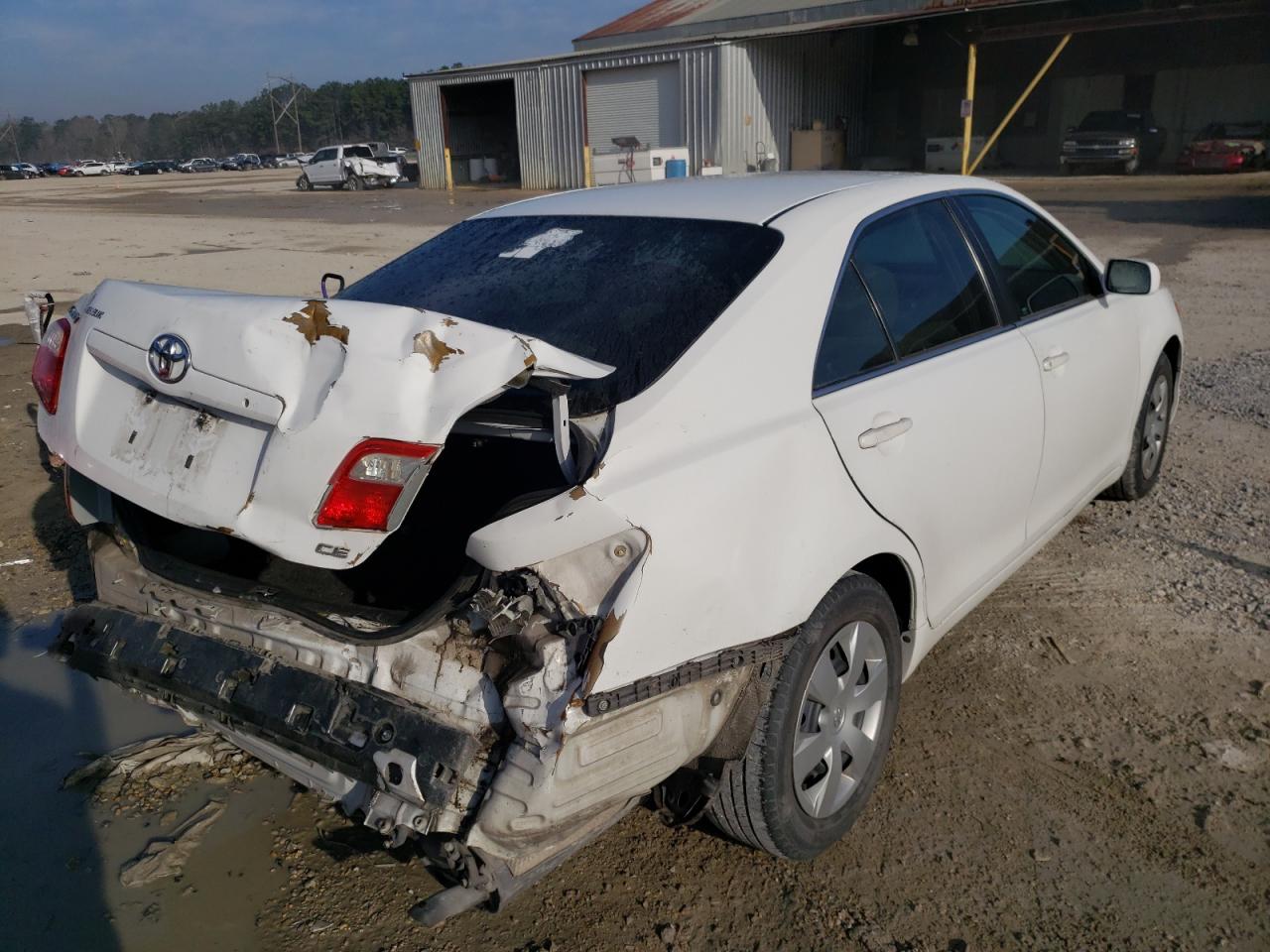 Photo 4 from auction – 2007 TOYOTA CAMRY with VIN 4T1BE46K77U709064