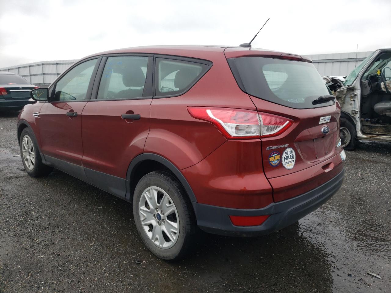 Photo 3 from auction – 2016 FORD ESCAPE S with VIN 1FMCU0F73GUB53590