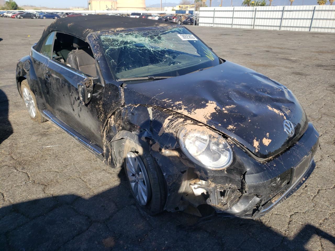 Photo 9 from auction – 2018 VOLKSWAGEN BEETLE S with VIN 3VW5DAAT7JM515159