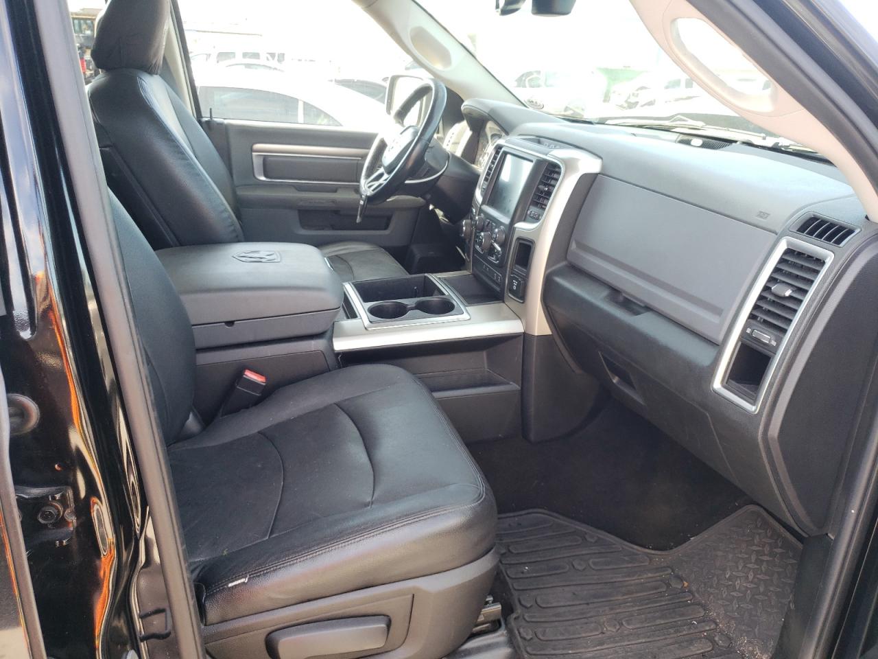 Photo 5 from auction – 2014 RAM 1500 SLT with VIN 1C6RR6LT7ES458577