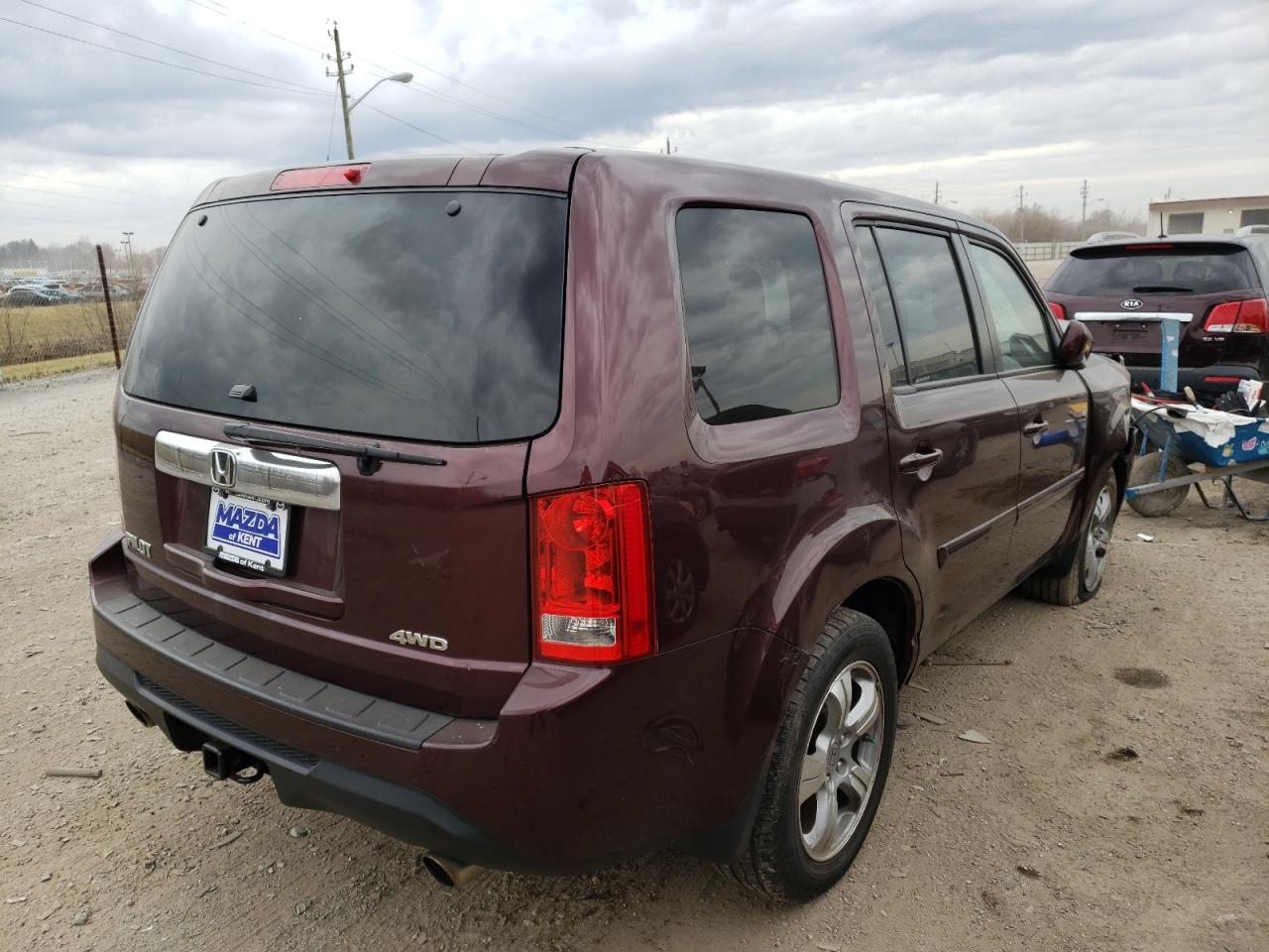 Photo 4 from auction – 2015 HONDA PILOT EXL with VIN 5FNYF4H52FB006899