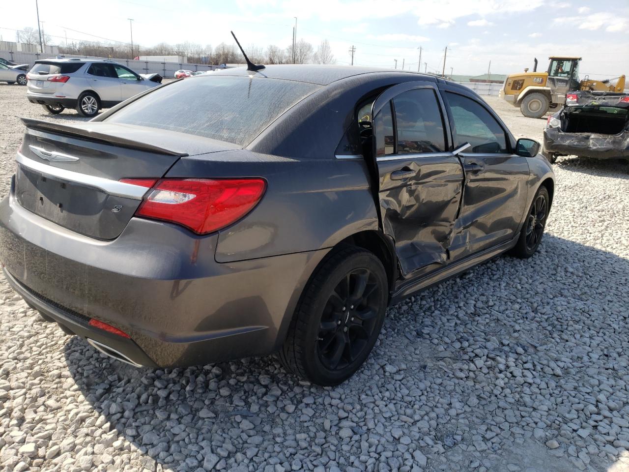Photo 4 from auction – 2014 CHRYSLER 200 LIMITE with VIN 1C3CCBCG3EN183787