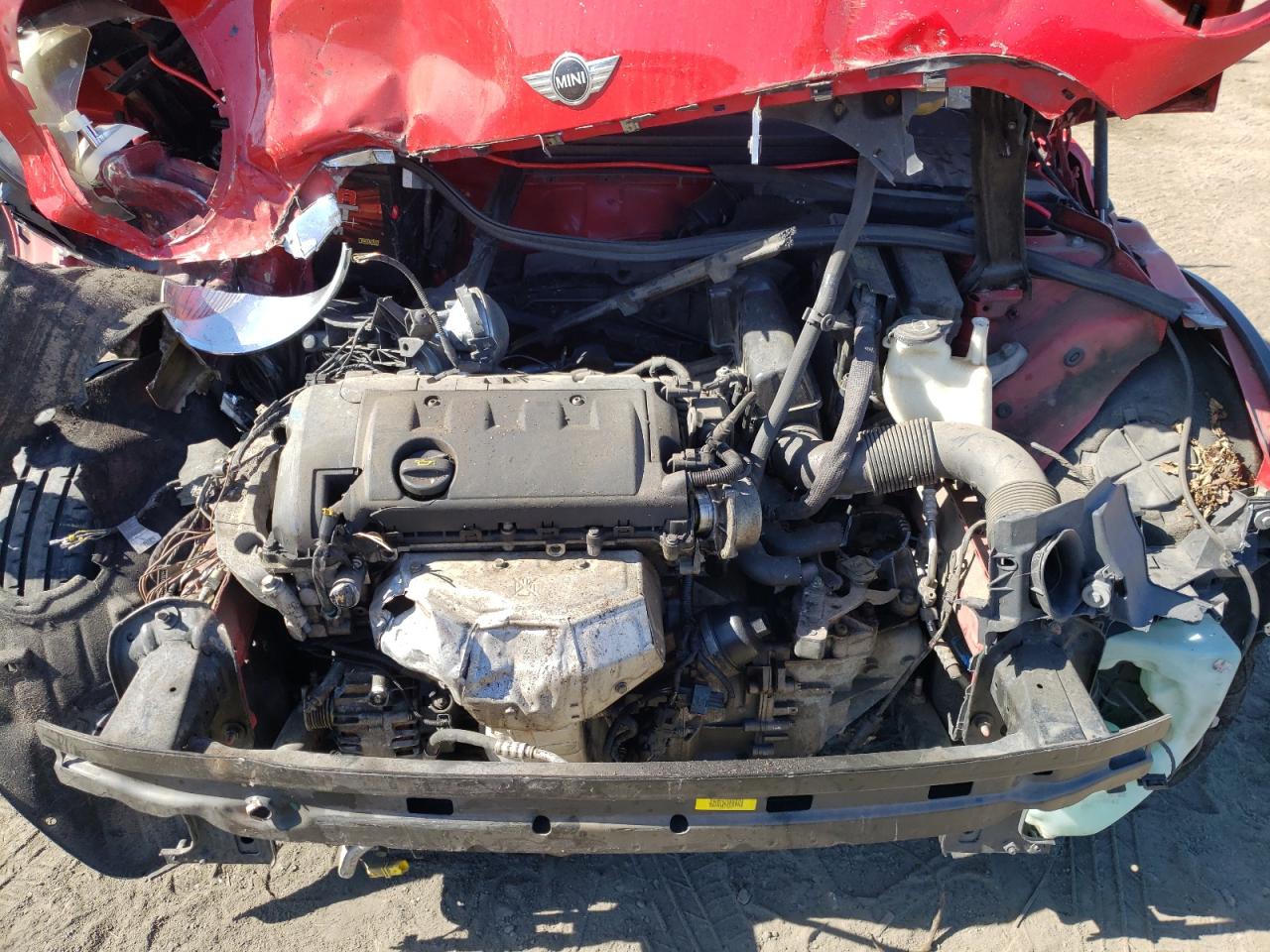 Photo 7 from auction – 2008 MINI COOPER with VIN WMWMF33548TU68023