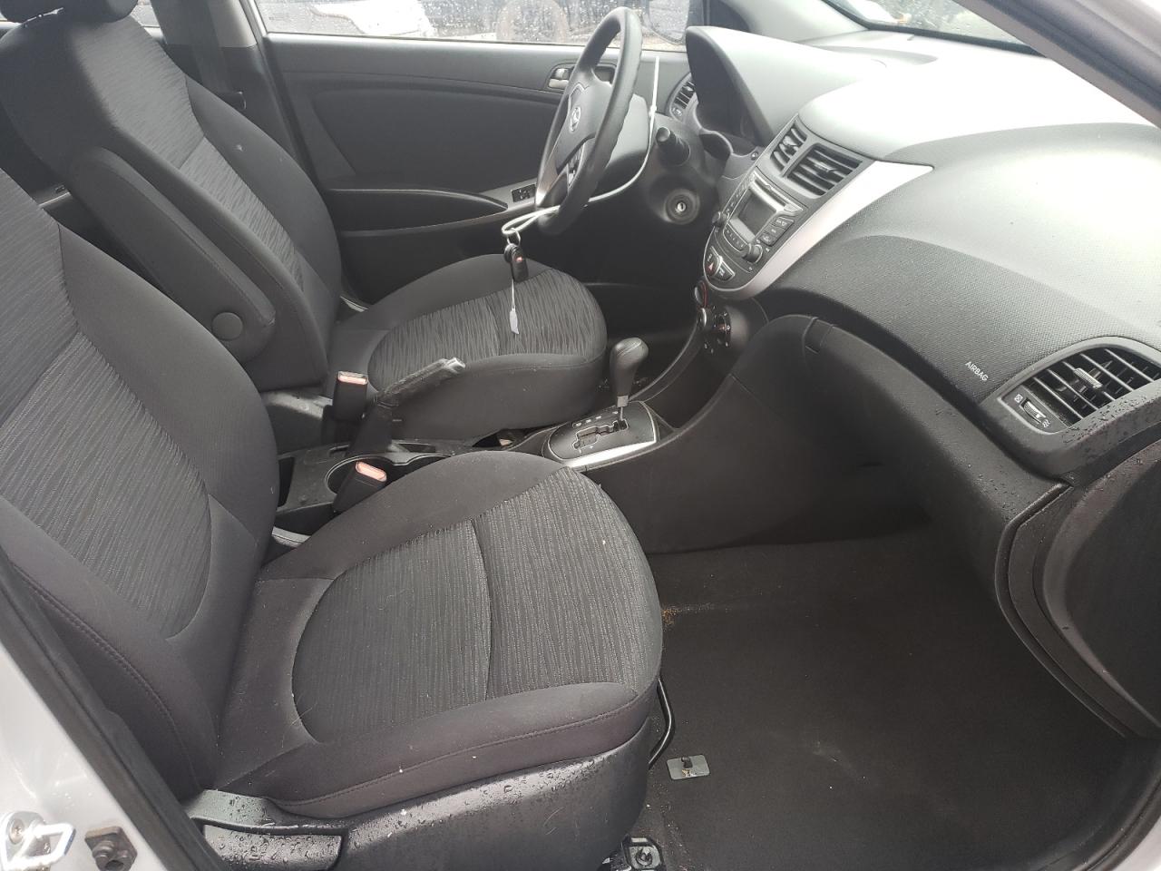 Photo 5 from auction – 2016 HYUNDAI ACCENT SE with VIN KMHCT5AE8GU281135