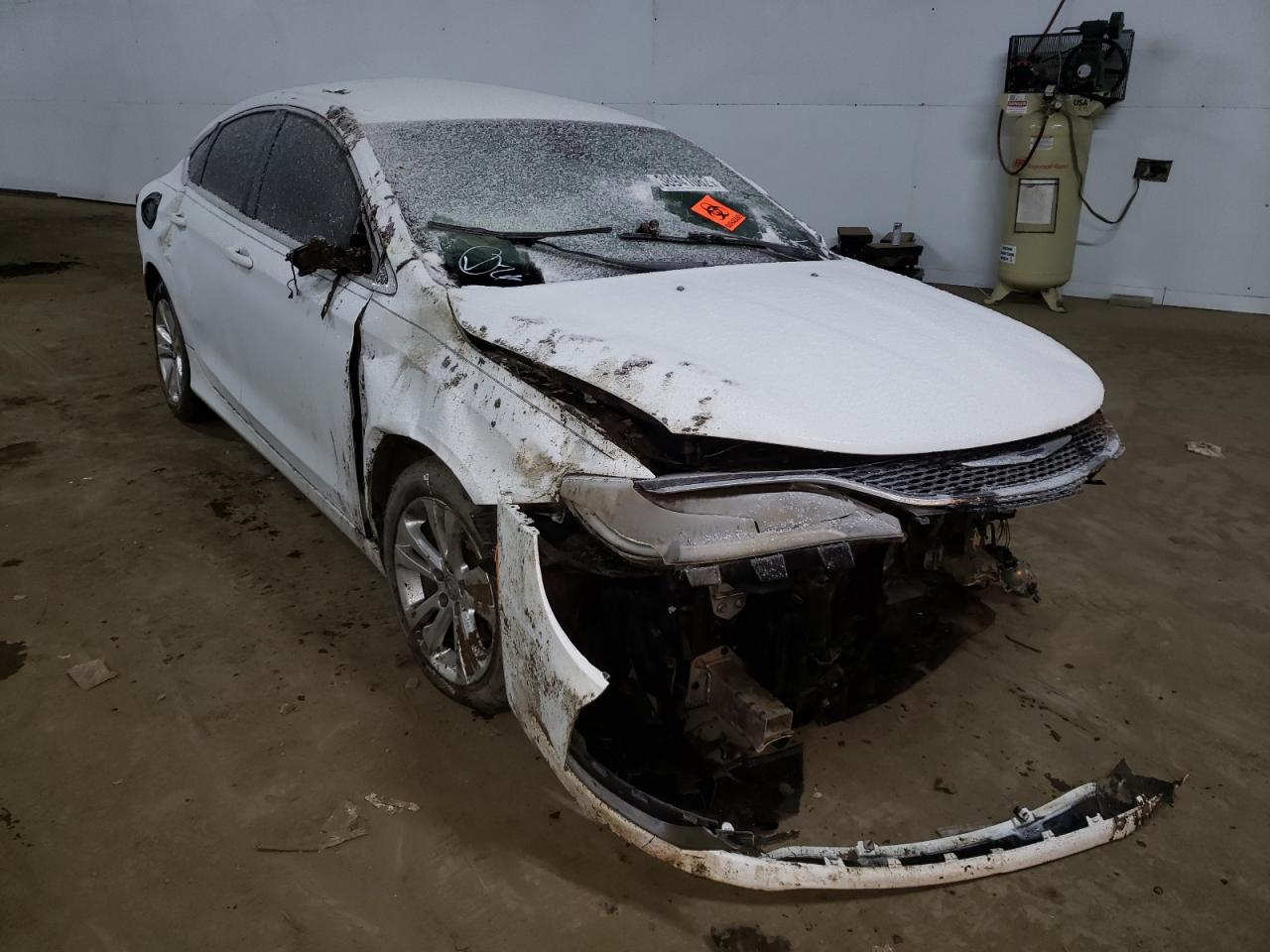 CHRYSLER 200 LIMITE 2016 with VIN 1C3CCCAB0GN153498 - Photo from auction