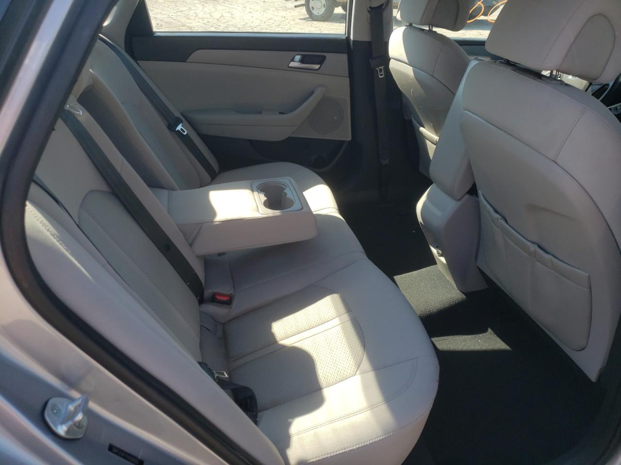 Photo 6 from auction – 2015 HYUNDAI SONATA SE with VIN 5NPE24AF1FH038262