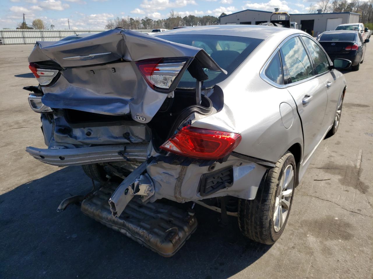 Photo 4 from auction – 2015 CHRYSLER 200 LIMITE with VIN 1C3CCCAB0FN760063
