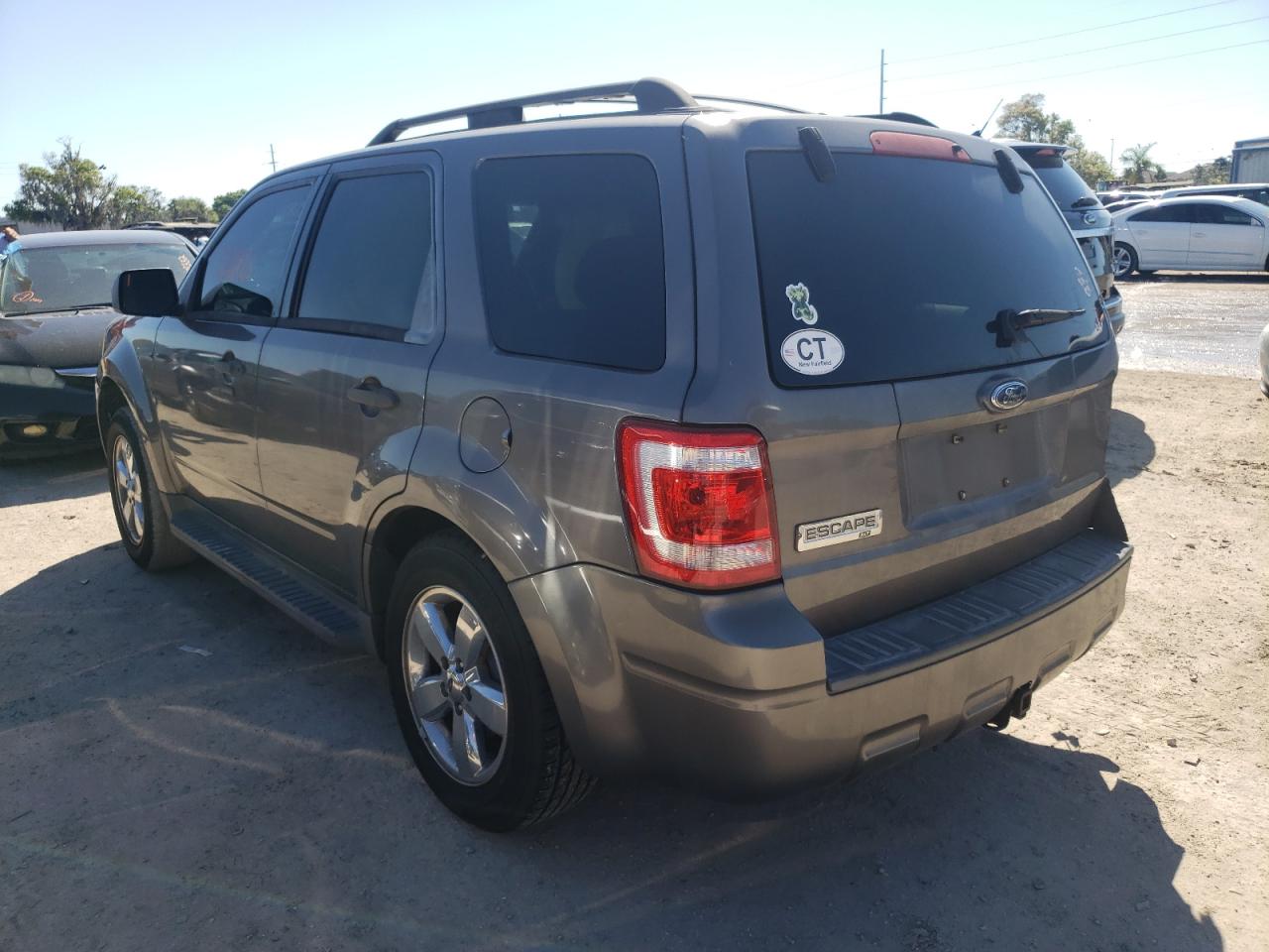 Photo 3 from auction – 2009 FORD ESCAPE XLT with VIN 1FMCU03G39KD11249