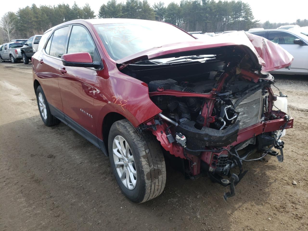 CHEVROLET EQUINOX LT 2018 with VIN 2GNAXSEV4J6135207 - Photo from auction
