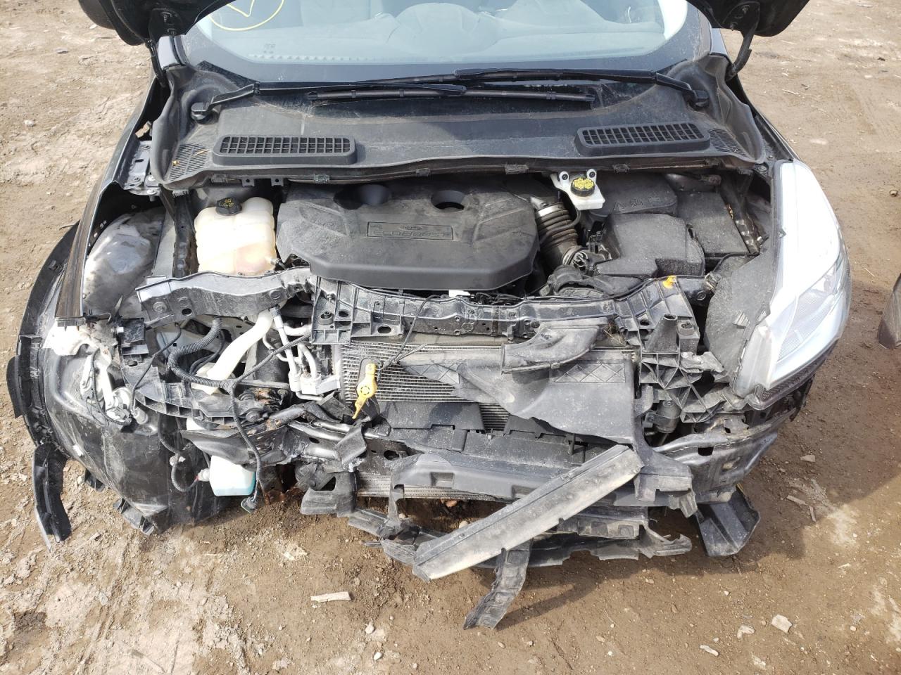 Photo 7 from auction – 2016 FORD ESCAPE SE with VIN 1FMCU9G94GUC12764