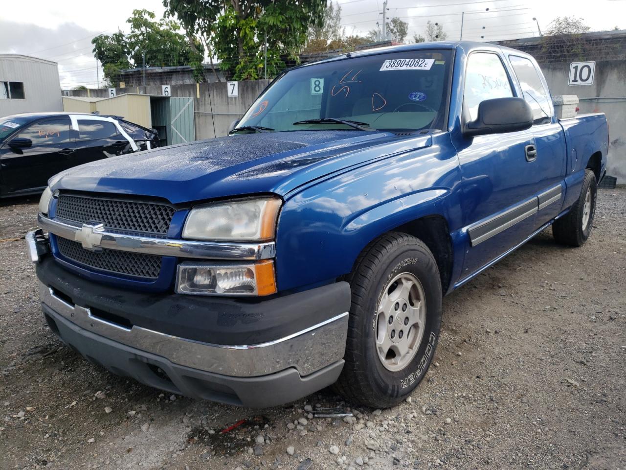 Photo 2 from auction – 2003 CHEVROLET SILVERADO with VIN 2GCEC19V831167944
