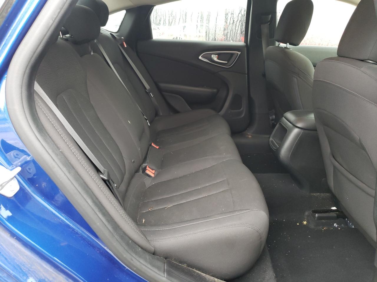 Photo 6 from auction – 2016 CHRYSLER 200 LIMITE with VIN 1C3CCCABXGN145053