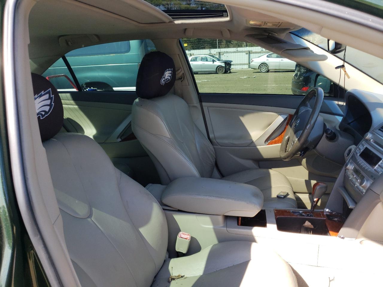 Photo 5 from auction – 2010 TOYOTA CAMRY SE with VIN 4T1BK3EK2AU601804