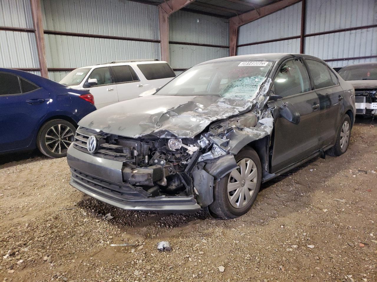 Photo 2 from auction – 2016 VOLKSWAGEN JETTA S with VIN 3VW267AJ8GM385707