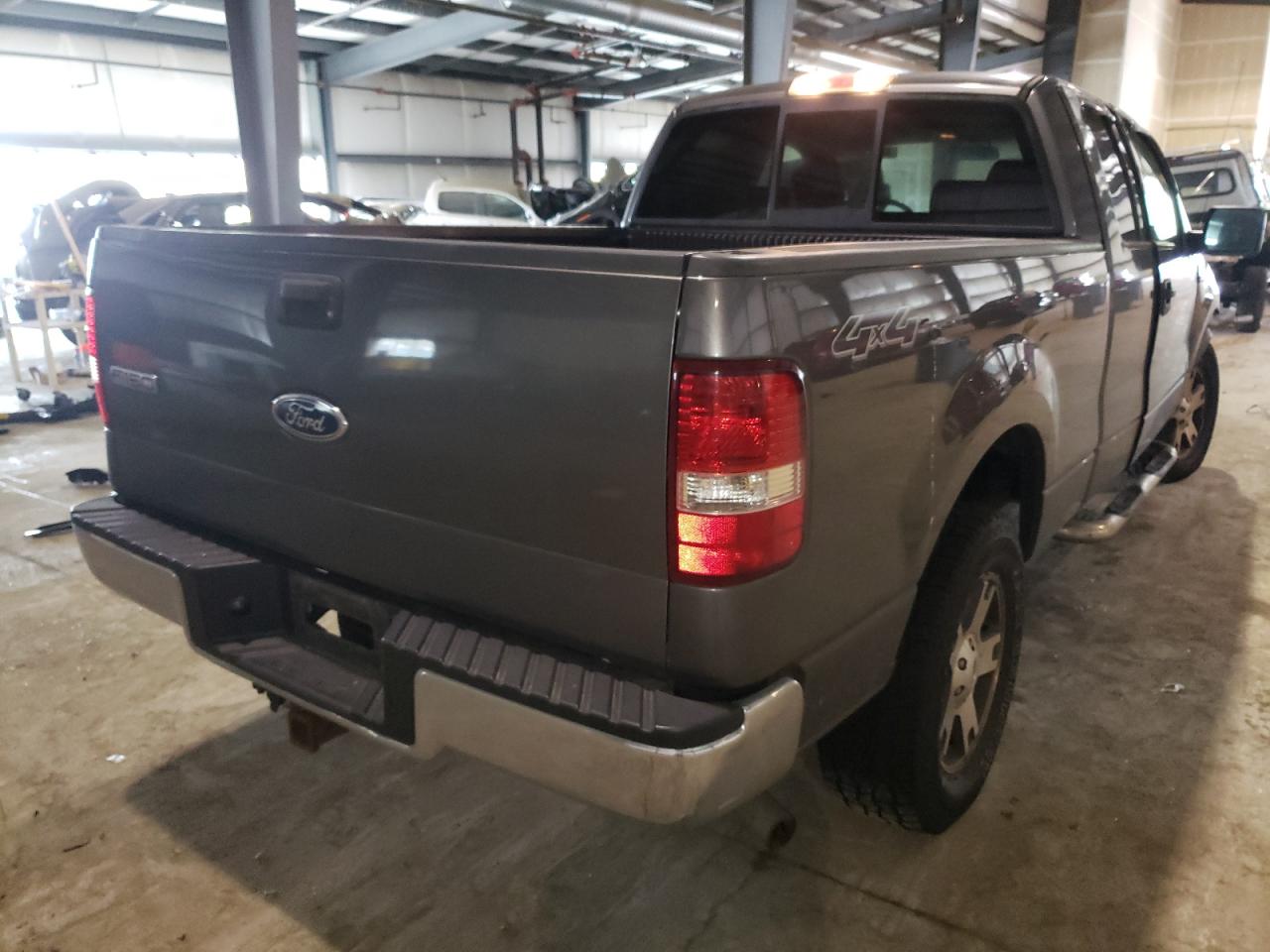 Photo 4 from auction – 2004 FORD F150 with VIN 1FTPX145X4NA51441
